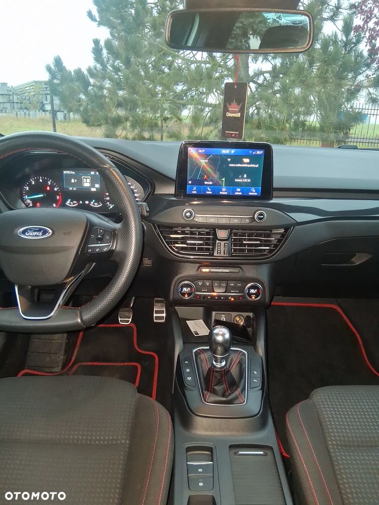 Ford Focus - 13