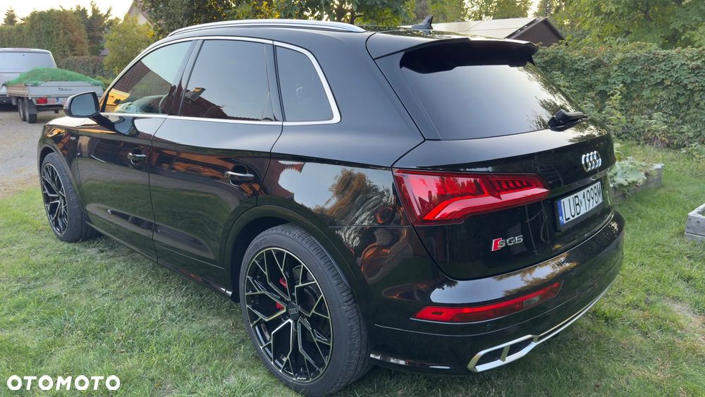 Audi SQ5 - 5