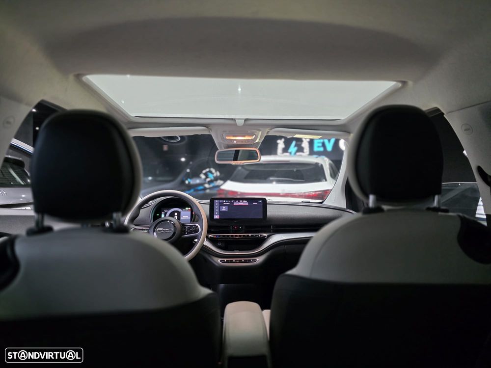 Fiat 500e La Prima - 4