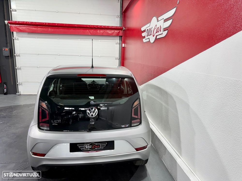 VW Up! - 15