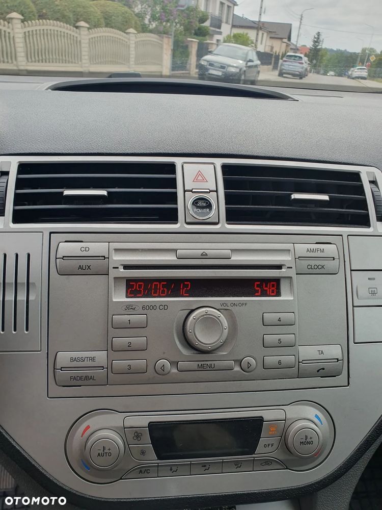 Ford Kuga 2.0 TDCi Individual - 23