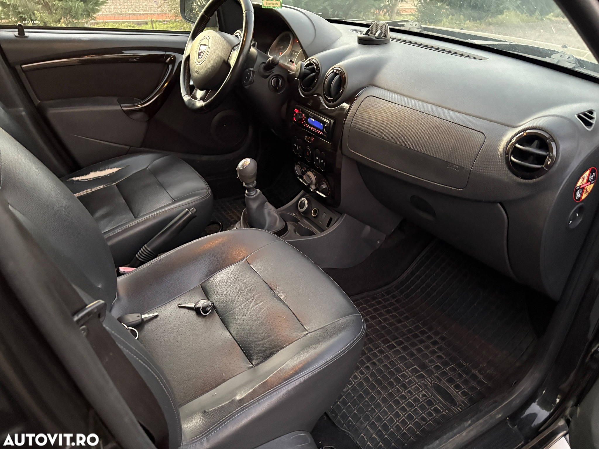 Dacia Duster 1.5 dCi 4x4 Laureate - 4
