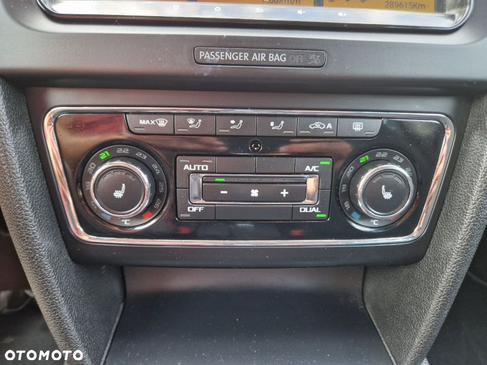 Skoda Superb 2.0 TDI DSG Elegance - 15