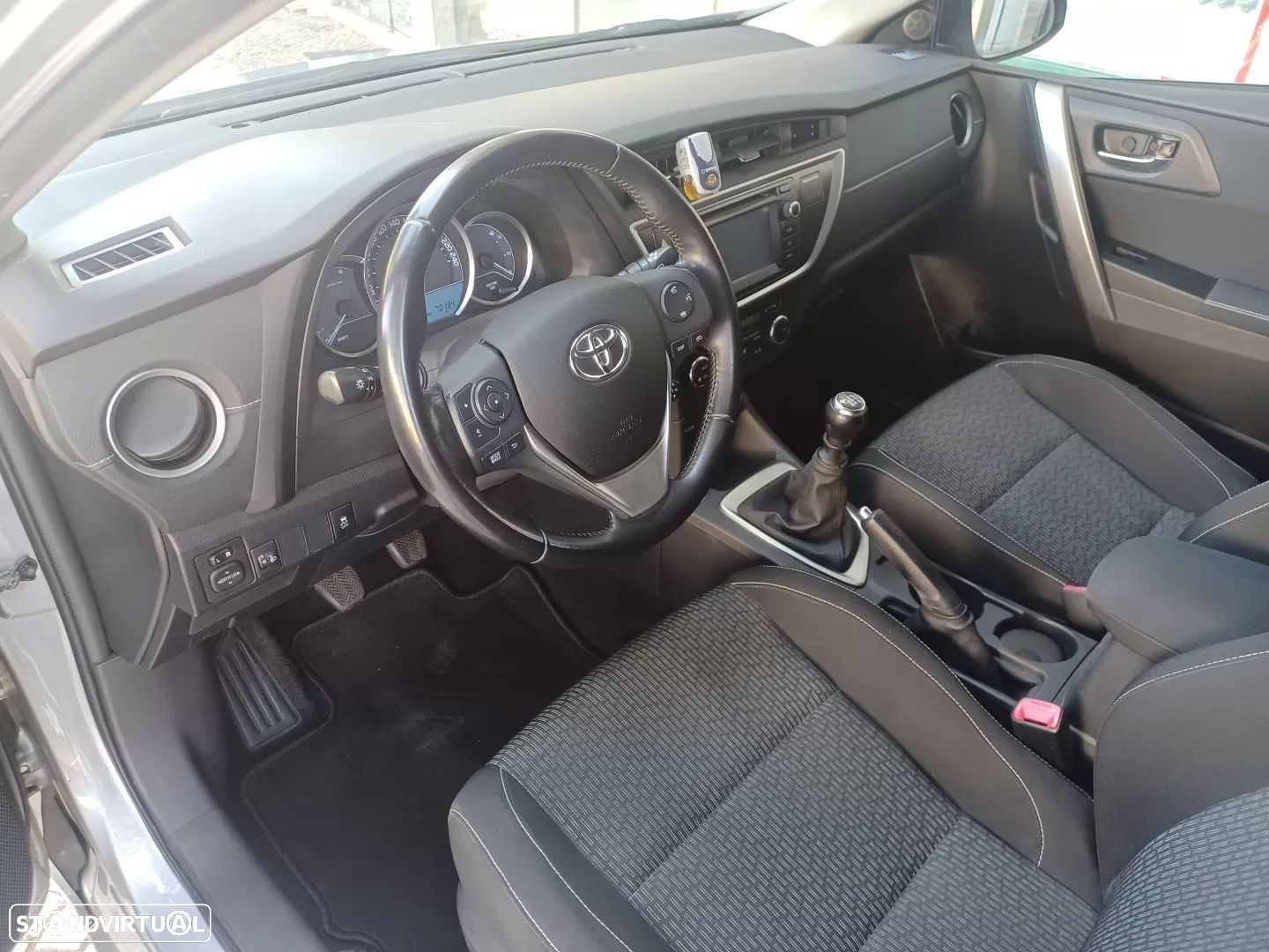 Toyota Auris 1.6 Valvematic Edition - 13