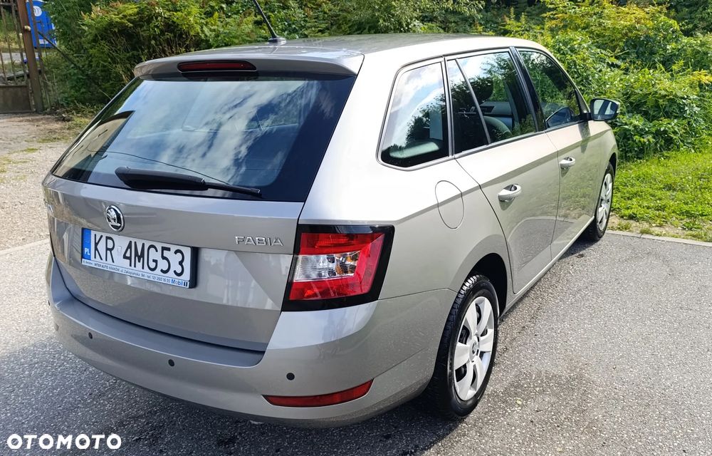Skoda Fabia - 3