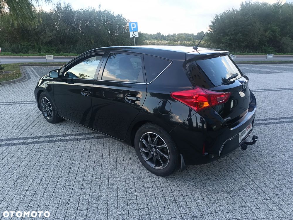 Toyota Auris 1.4 D-4D Life Plus - 4
