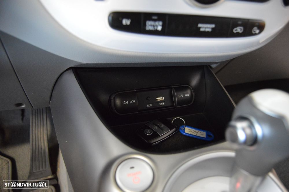 Kia e-Soul EV - 33