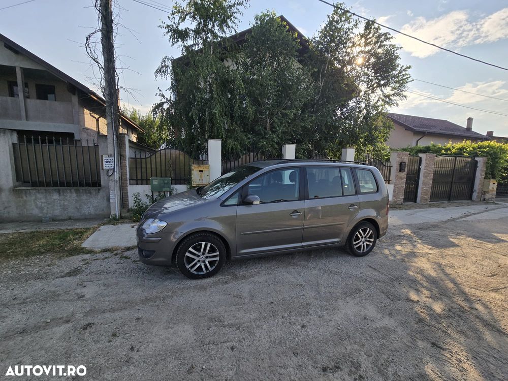 Volkswagen Touran 2.0 TDI Trendline - 3