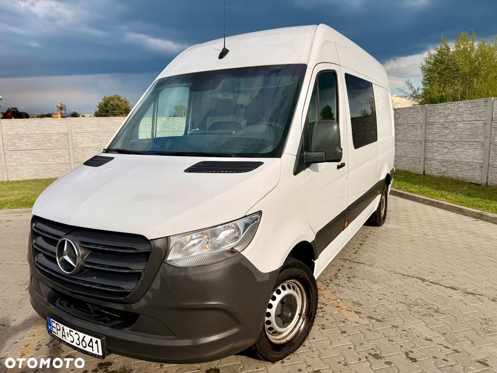 Mercedes-Benz Sprinter - 40