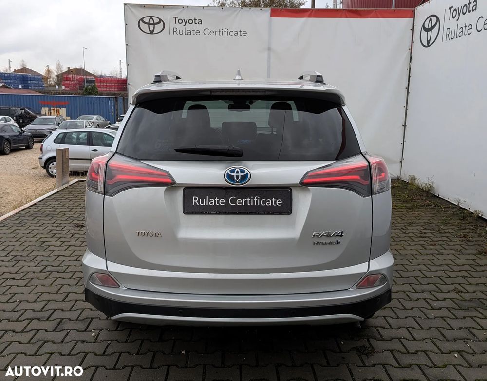 Toyota RAV4 2.5 VVT-i 4x4 Luxury - 6