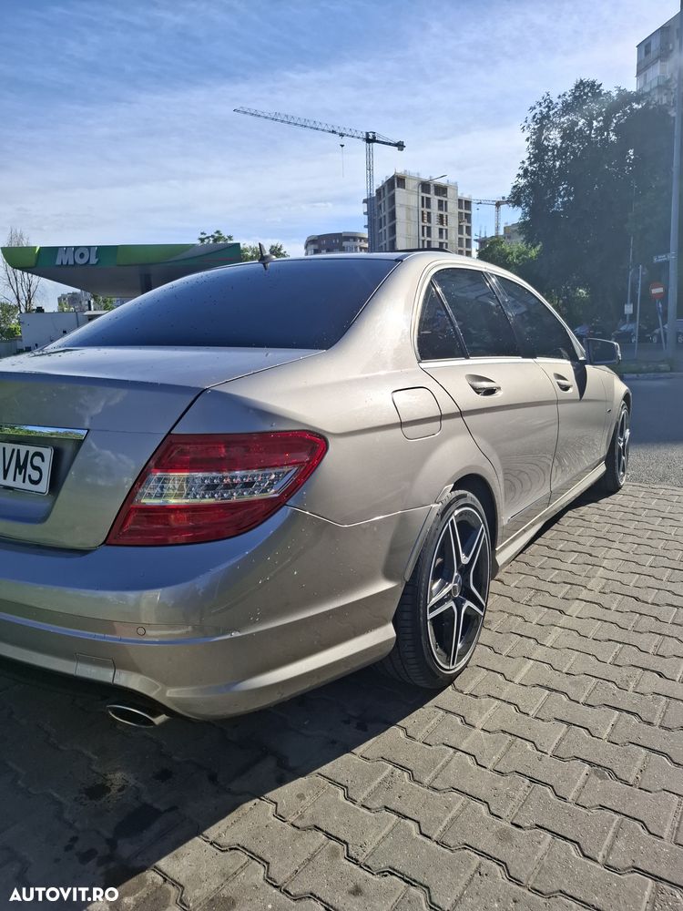 Mercedes-Benz C 230 7G-TRONIC Avantgarde - 9