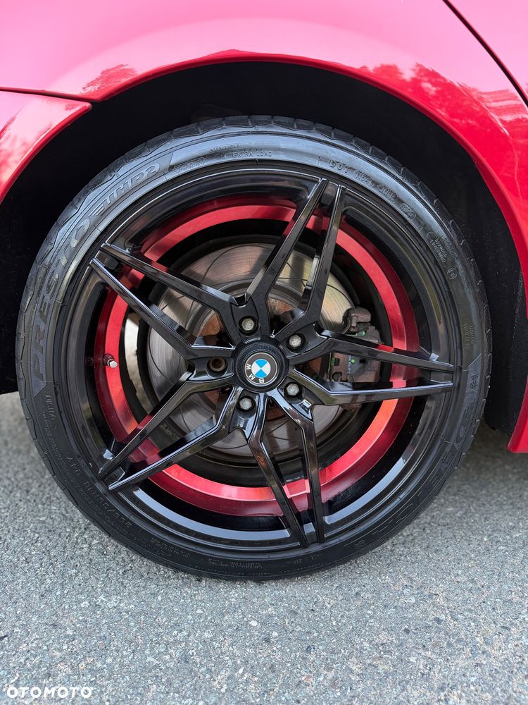 BMW Seria 3 330i - 17