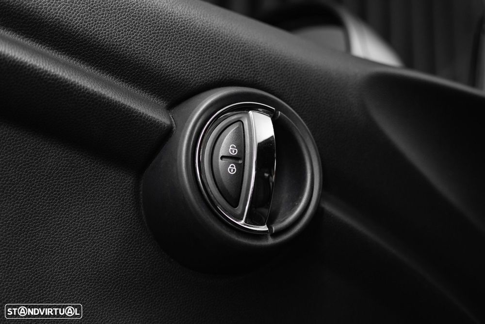 MINI 3 Portas One D - 30