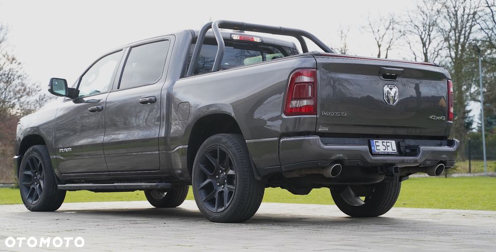 RAM 1500 Crew Cab Laramie - 3