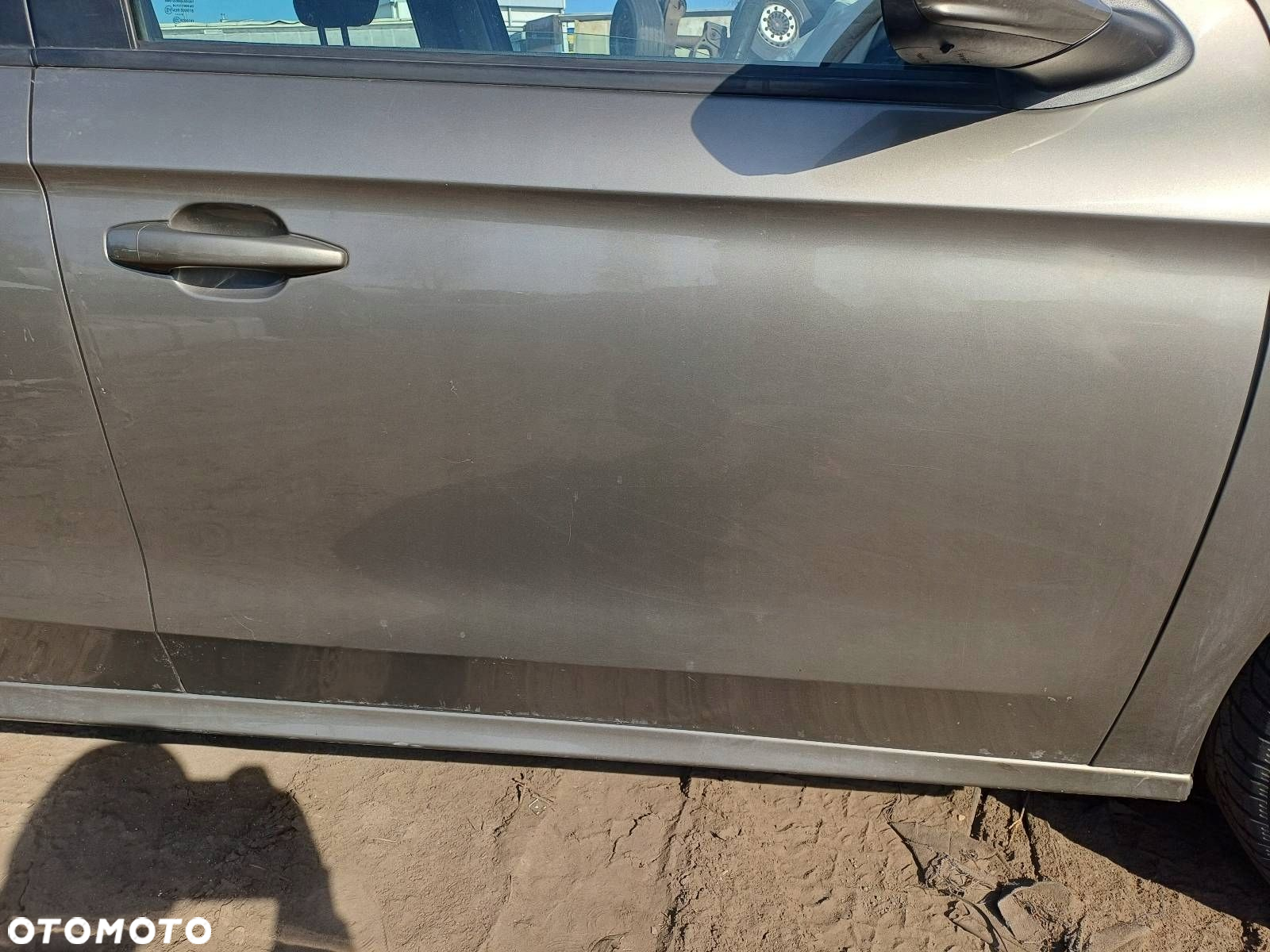 DRZWI KOMPLETNE PRAWY PRZÓD PEUGEOT 301 I KEB - 2