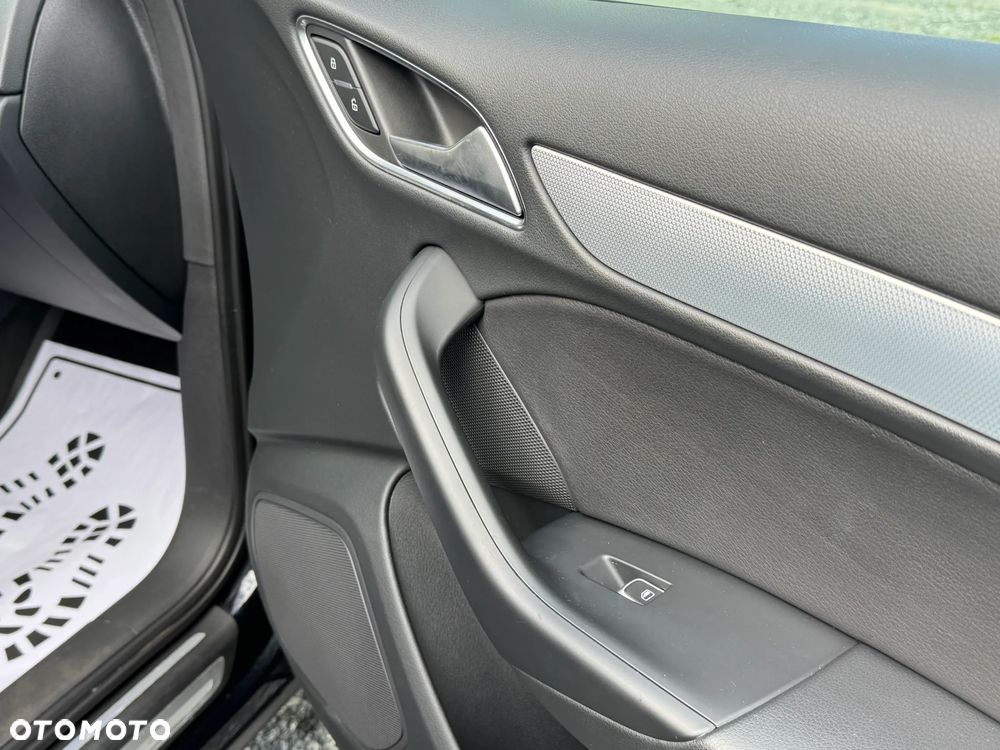 Audi Q3 2.0 TFSI Quattro Design S tronic - 34