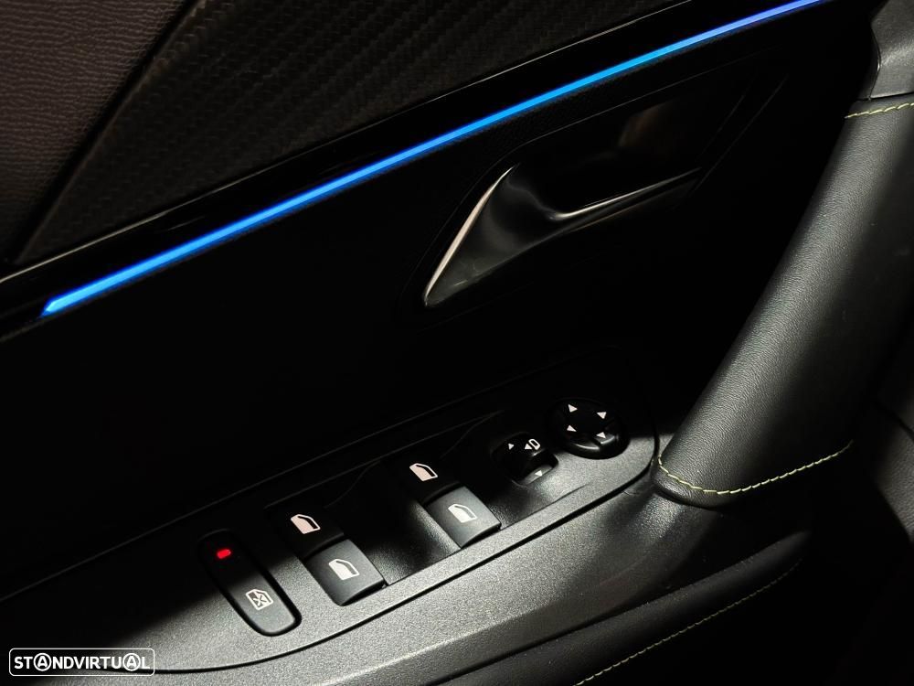 Peugeot e-2008 54 kWh GT - 40
