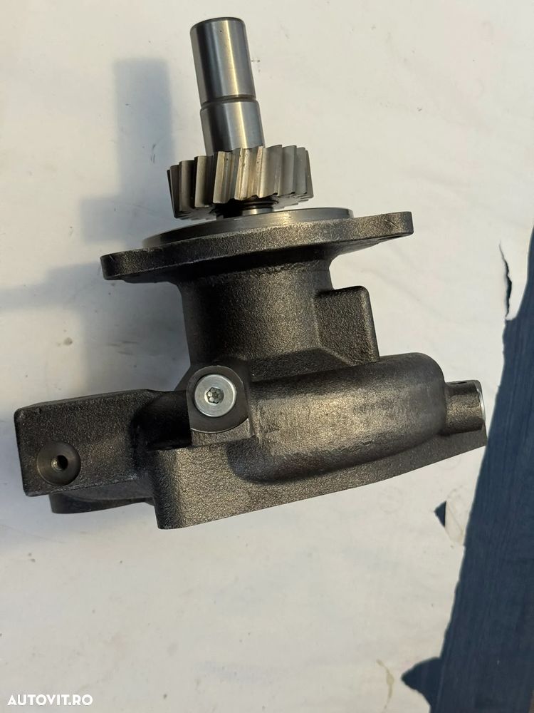 Pompa apa 4955709 CUMMINS L10 noua CASE TERAX  ISM11 QSM11 - 5
