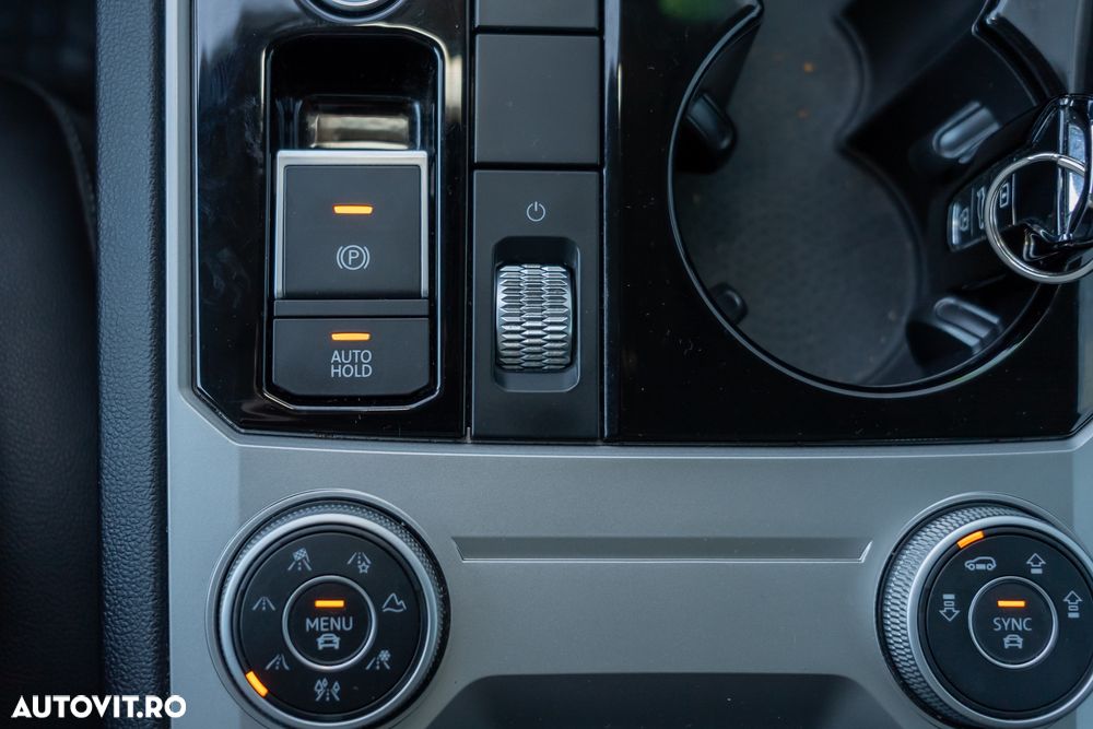 Volkswagen Touareg 3.0 V6 TDI SCR 4Motion Automatik Elegance - 23