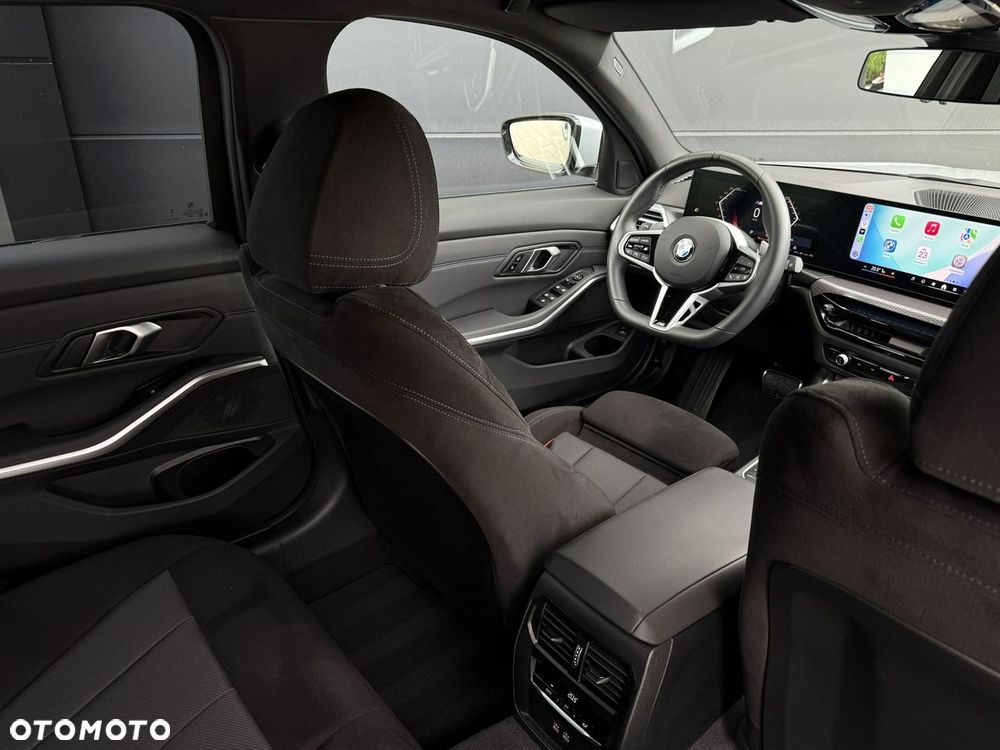 BMW Seria 3 330i xDrive M Sport sport - 27