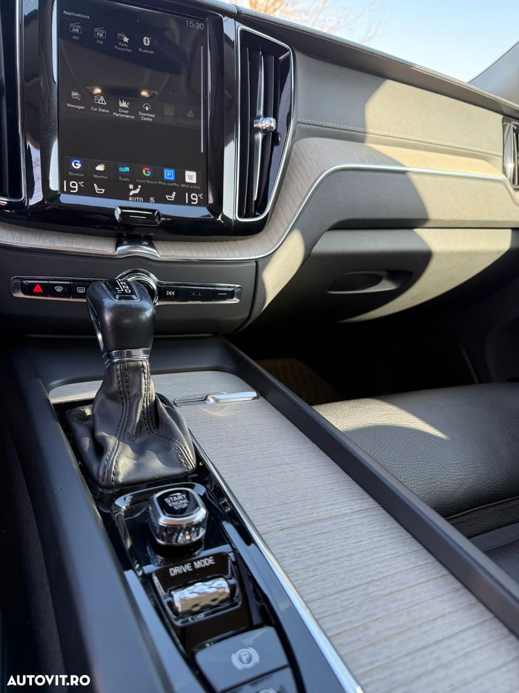 Volvo XC 60 D4 AWD Geartronic Inscription - 12