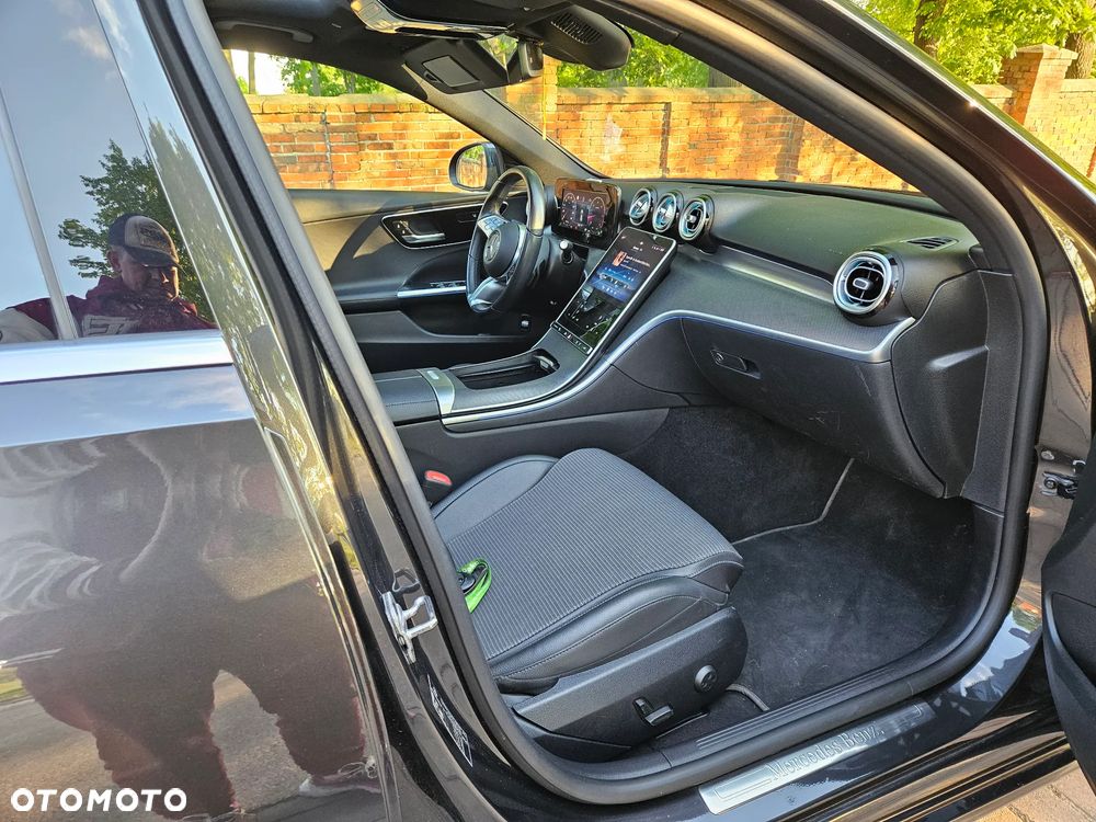 Mercedes-Benz Klasa C 220 d mHEV - 15
