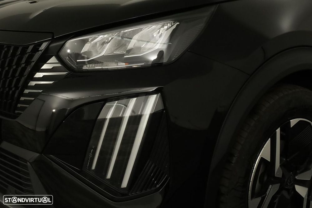 Peugeot 2008 1.2 PureTech Allure EAT8 - 6