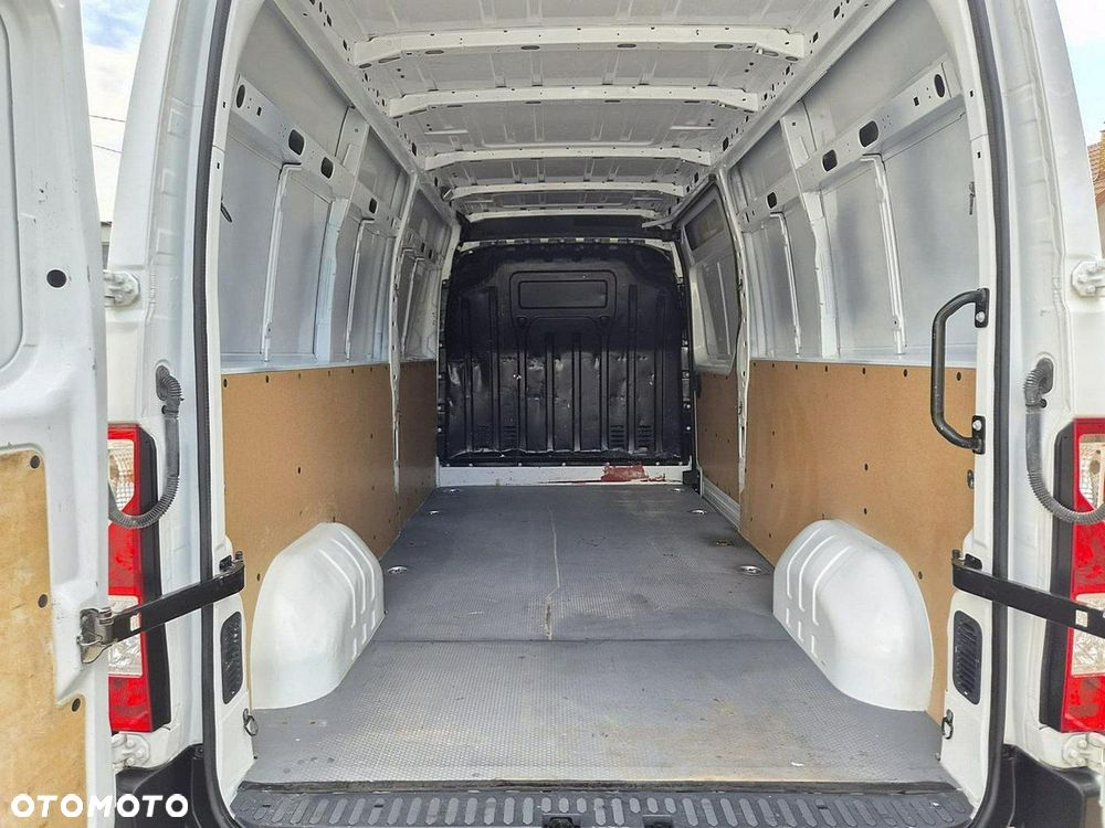 Renault Master - 18