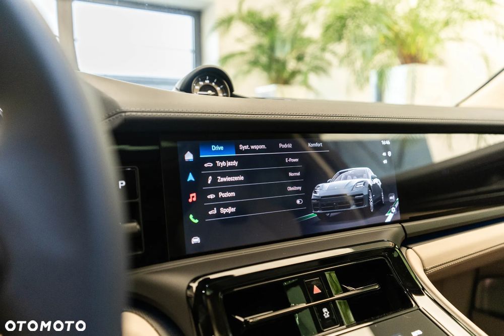 Porsche Panamera Turbo S E-Hybrid PHEV - 26