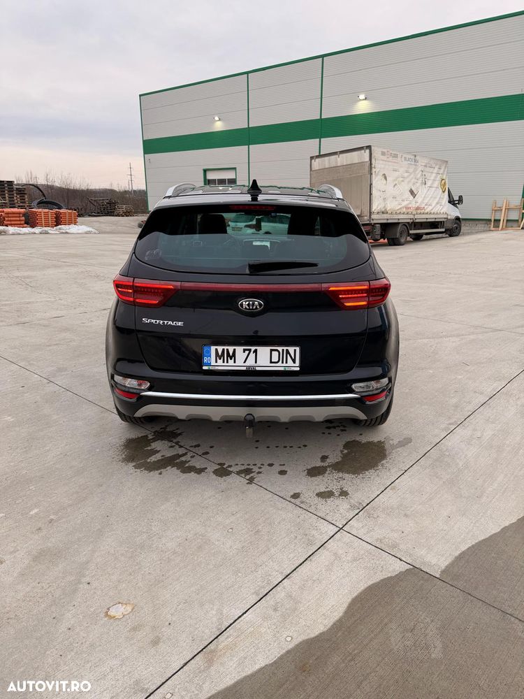 Kia Sportage 1.6 DSL MHEV 7DCT HP 4x2 Business Line - 3