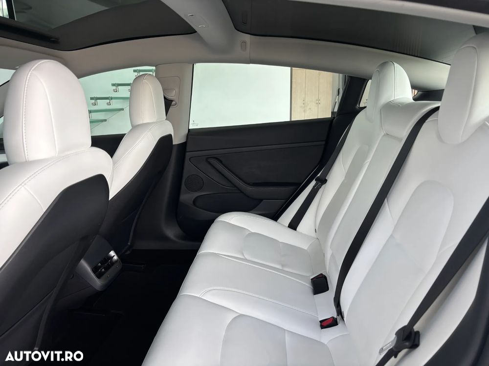 Tesla Model 3 Langstreckenbatterie Allradantrieb Dual Motor - 16