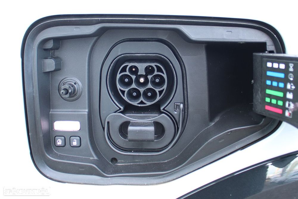 Renault Mégane E-Tech EV60 Iconic Autonomia Conforto - 5