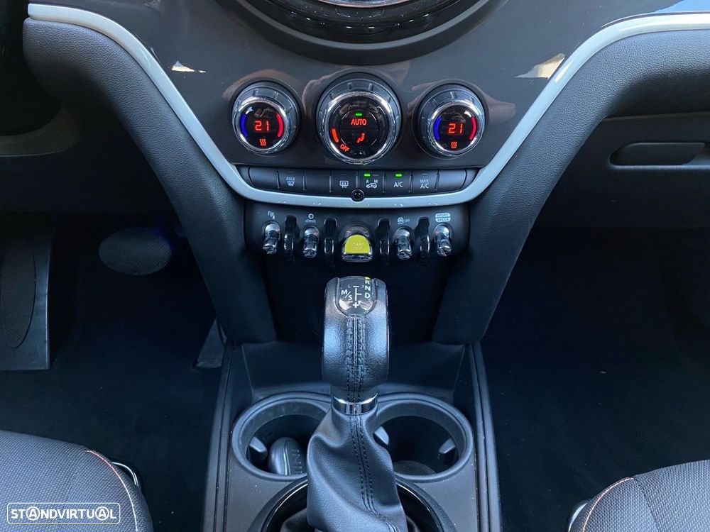 MINI Countryman Cooper SE ALL4 Classic Auto - 14