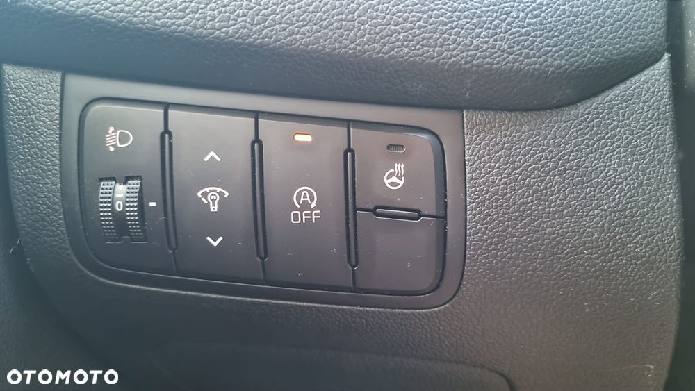 Kia Ceed 1.6 CRDi 136 ISG Spirit - 10