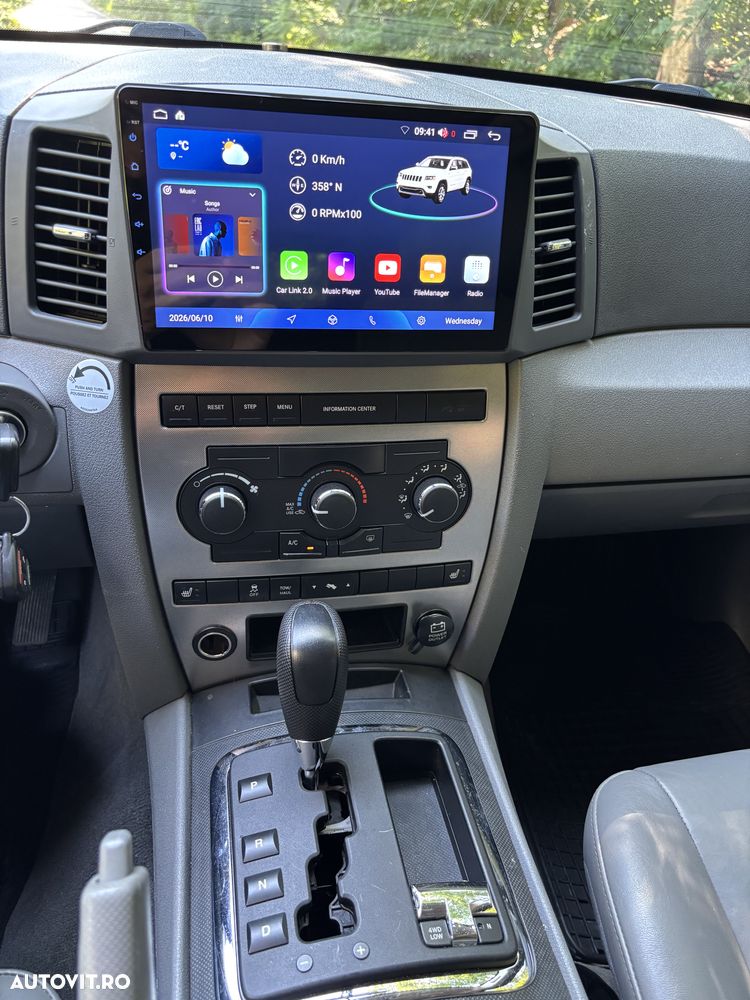 Jeep Grand Cherokee - 18