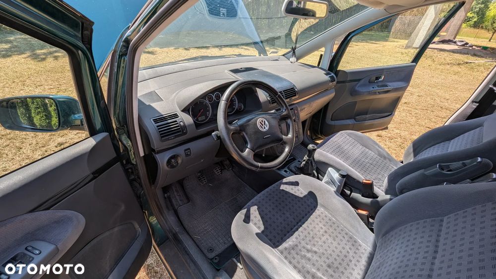Volkswagen Sharan 1.9 TDI Comfortline - 5