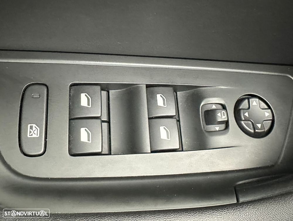 Peugeot 508 SW 1.5 BlueHDi Allure EAT8 — fotografia 28