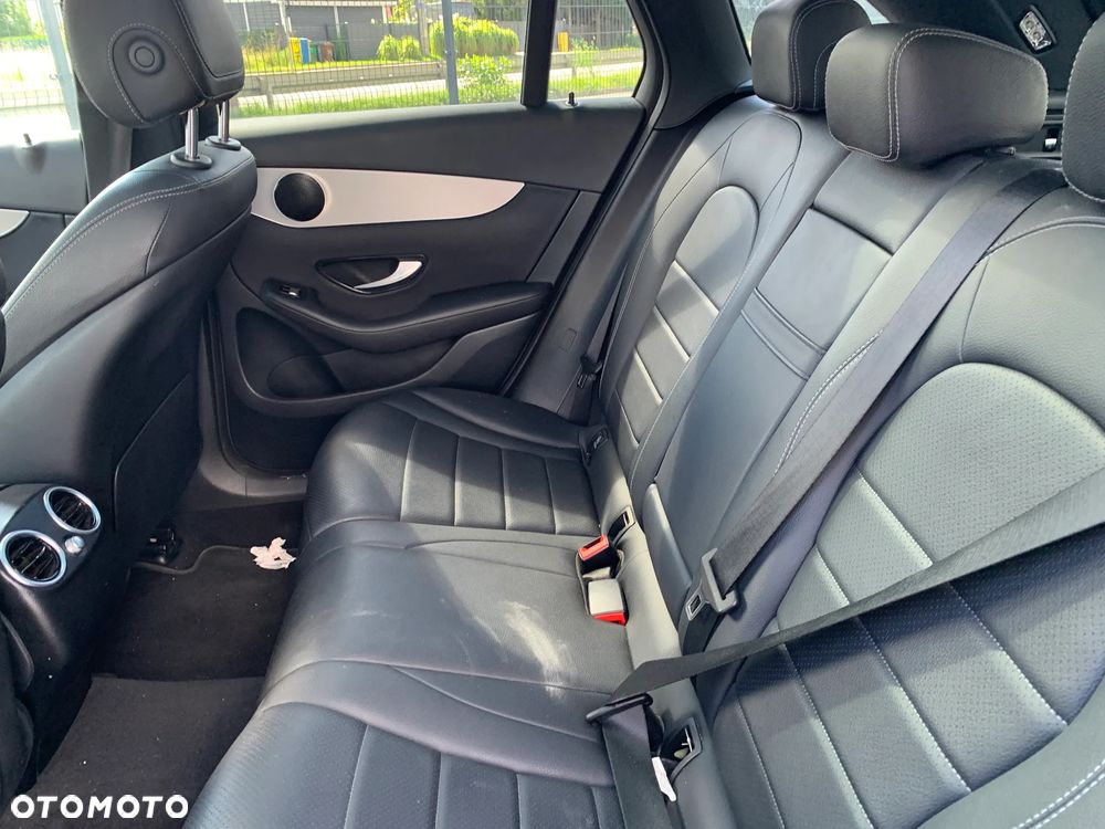 Mercedes-Benz GLC 300 4Matic 9G-TRONIC Edition Avantgarde - 13