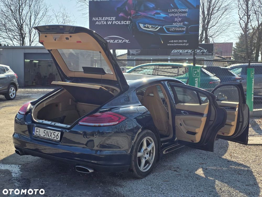 Porsche Panamera 4 PDK Platinum Edition - 10