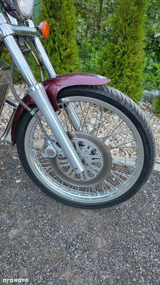 Suzuki Intruder - 4