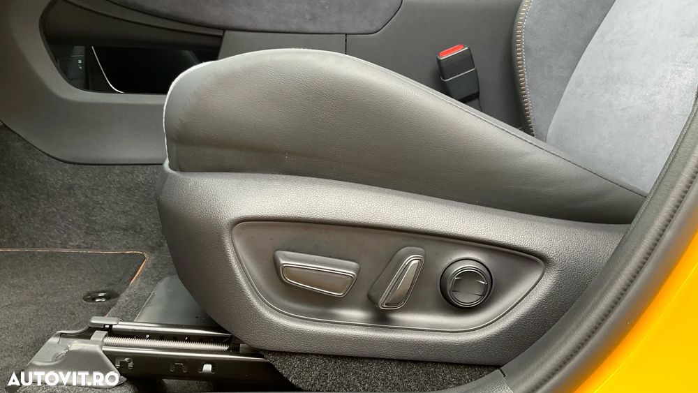 Lexus LBX 1.5 HEV 4x2 CVT Cool - 31