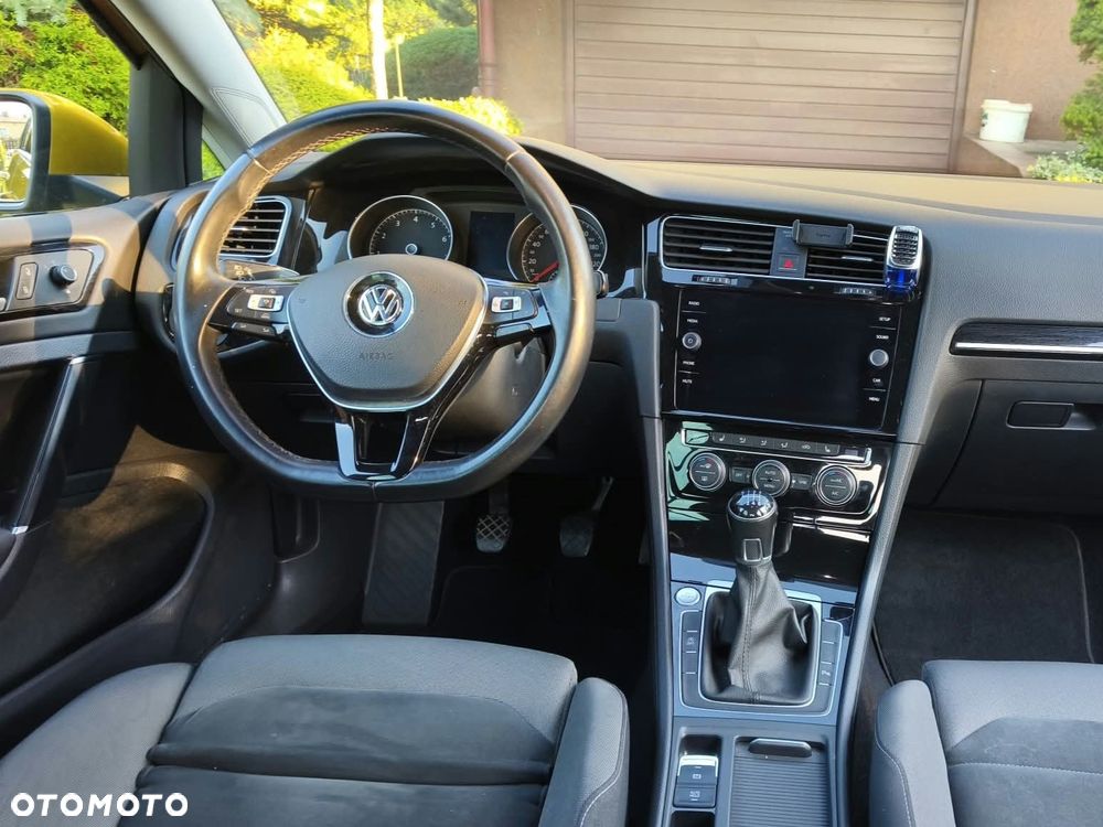 Volkswagen Golf 1.4 TSI BMT Highline - 8