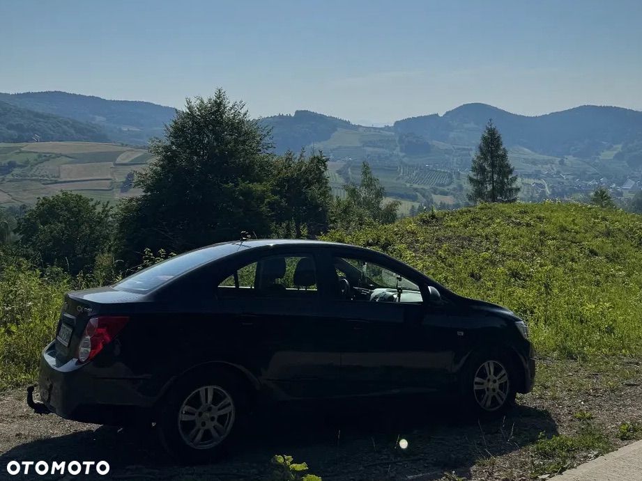 Chevrolet Aveo 1.2 LT - 1