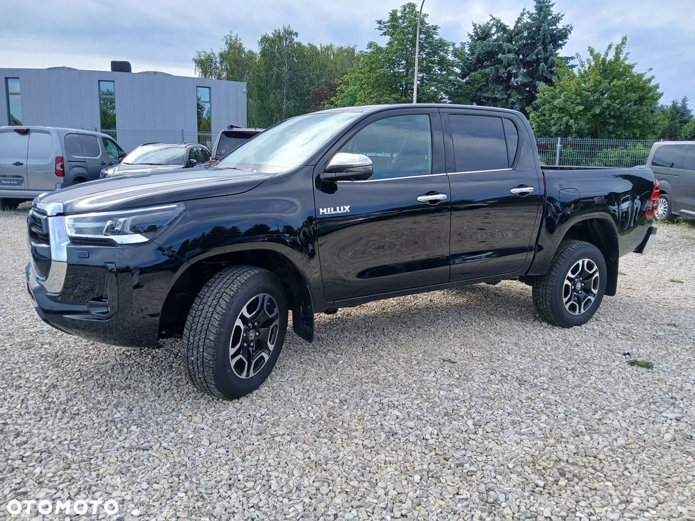 Toyota Hilux 2.8 D-4D mHEV Double Cab Executive 4x4 - 13