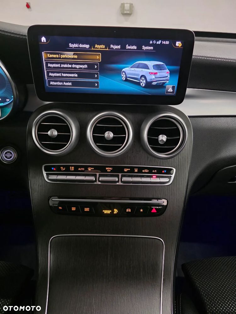 Mercedes-Benz GLC 300 de 4Matic 9G-TRONIC AMG Line Plus - 12