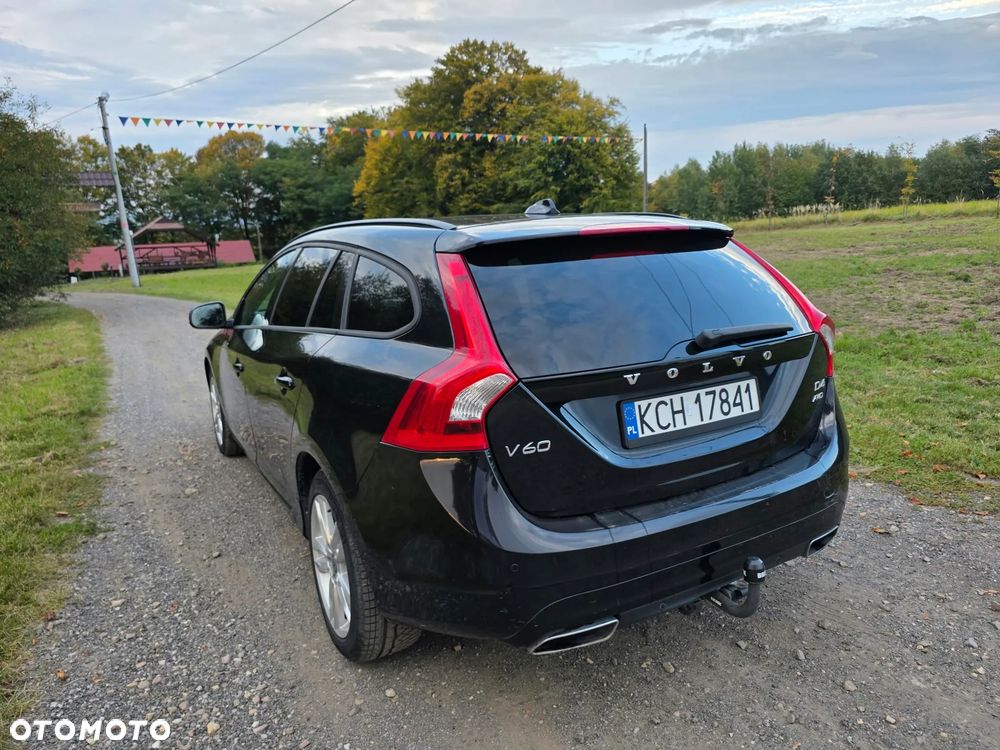 Volvo V60 2015 photo 4