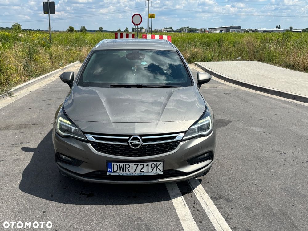 Opel Astra V 1.6 CDTI Dynamic - 3