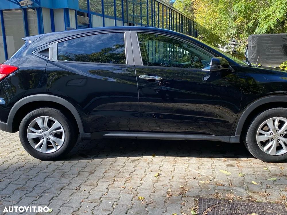 Honda HR-V 1.5 i-VTEC M/T Elegance - 6
