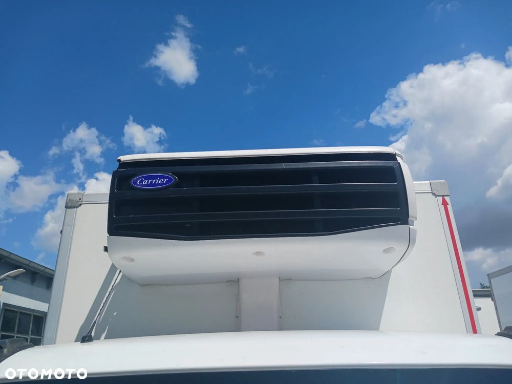Mitsubishi Canter Fuso 9C18 2018r 299 tyś km Chłodnia Mroźnia Agregat CARRIER Supra 550 - 4