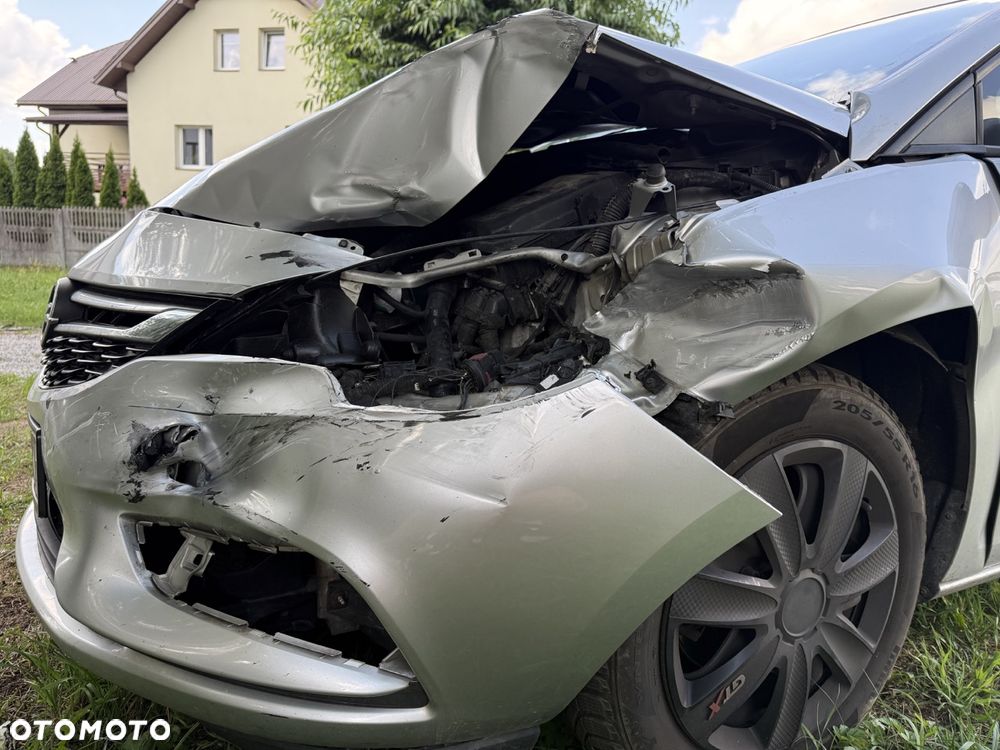 Opel Astra 1.4 Enjoy - 8